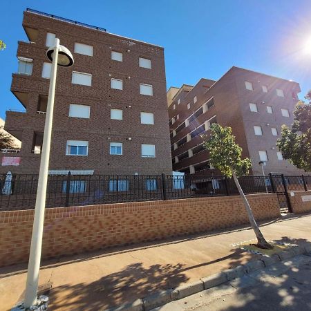 Schoene Ferienwohnung Ca. 350M Vom Strand Entfernt Оропеса дел Мар Екстериор снимка