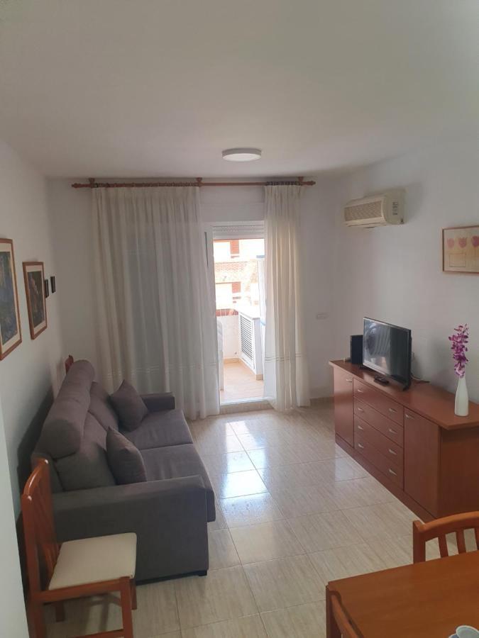 Schoene Ferienwohnung Ca. 350M Vom Strand Entfernt Оропеса дел Мар Екстериор снимка
