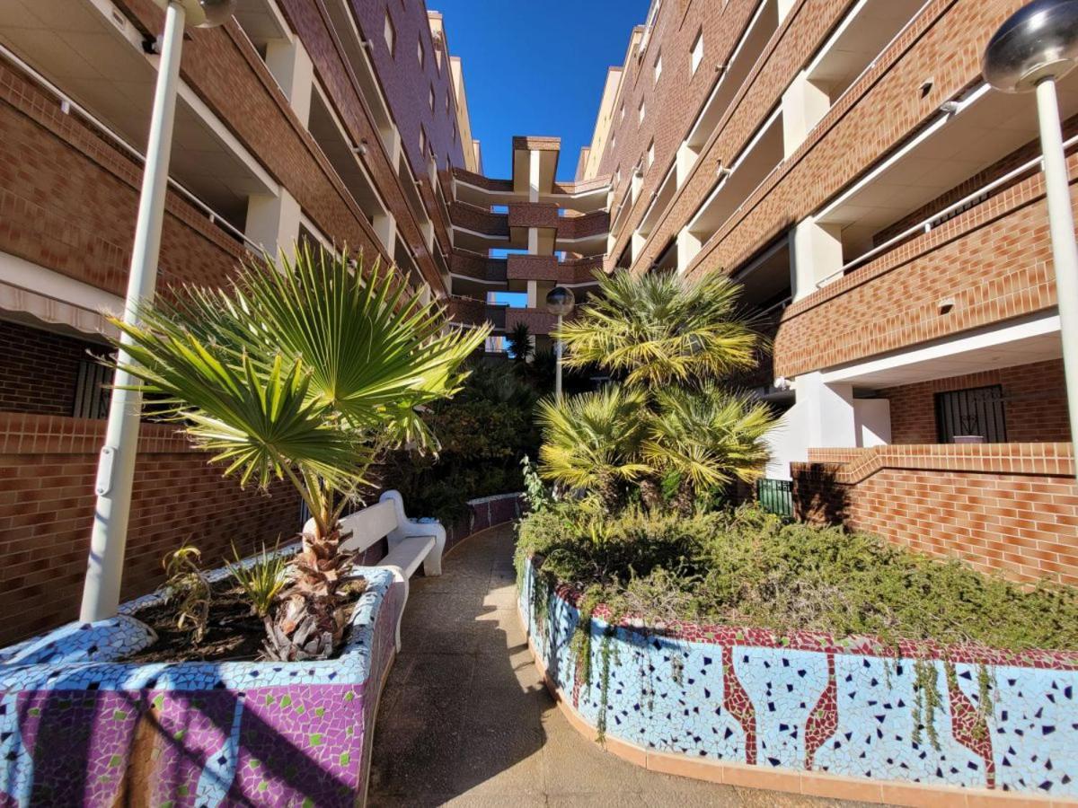 Schoene Ferienwohnung Ca. 350M Vom Strand Entfernt Оропеса дел Мар Екстериор снимка